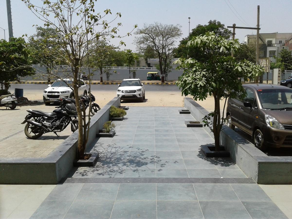 Hotel Citizen Inn Ahmedabad Exteriör bild
